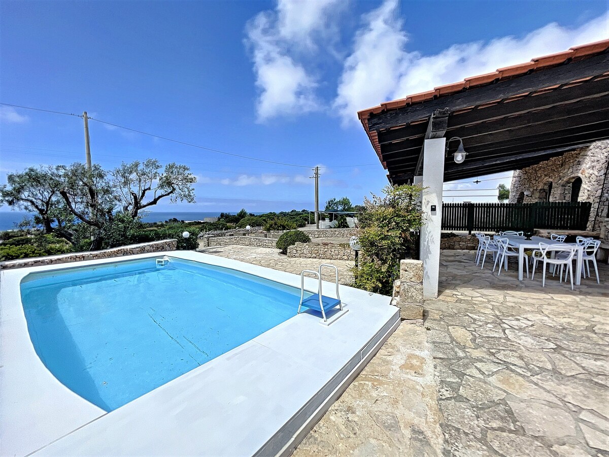 Stone house with private pool and sea view