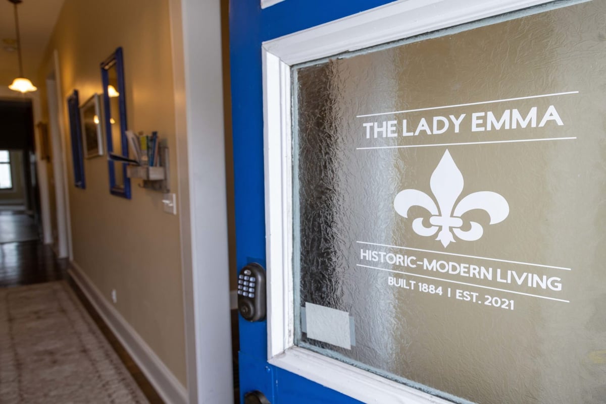 The Lady Emma | Lafayette Park | Bowling/ABODEbucks