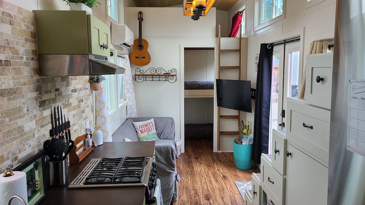 Family Friendly TinyHouse On The Farm Bonney Lake