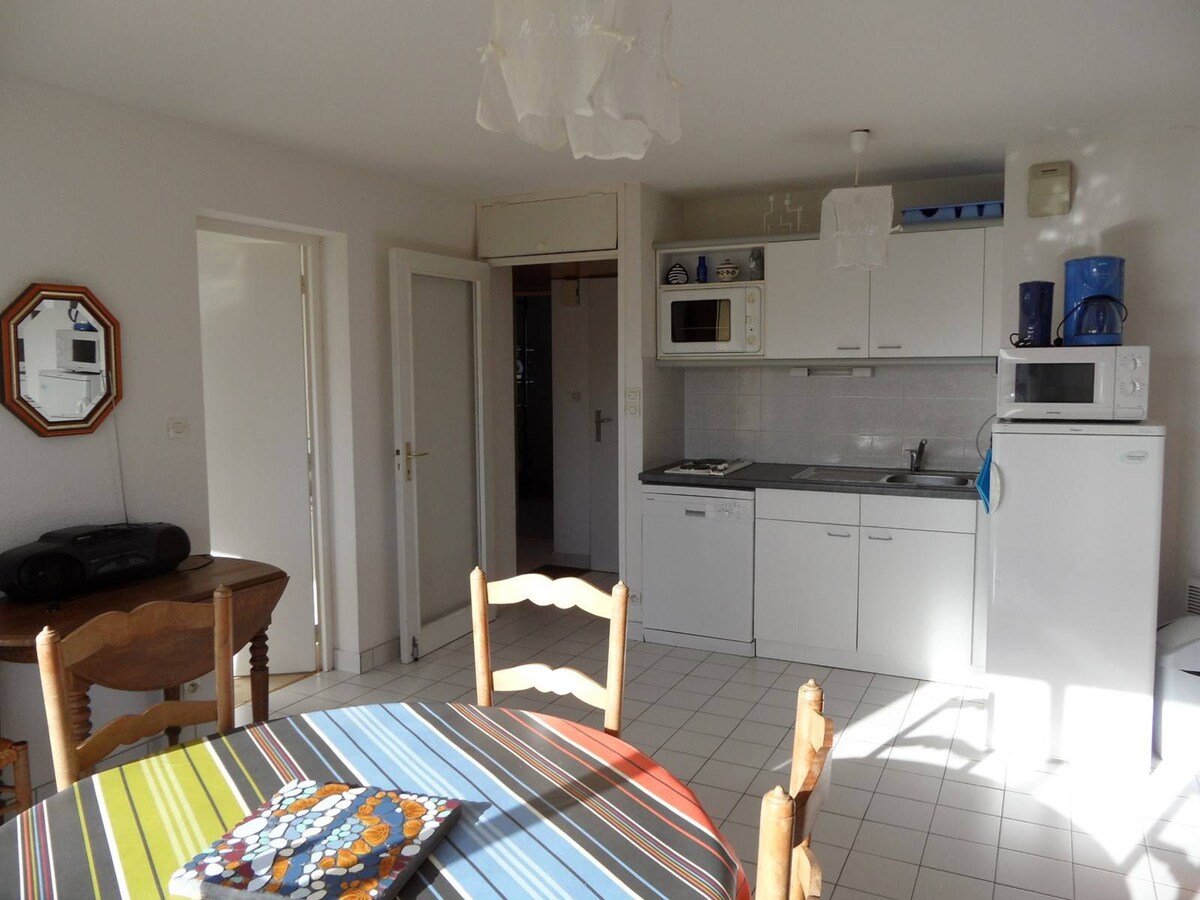 T3 apartment for 6 near Crouesty port