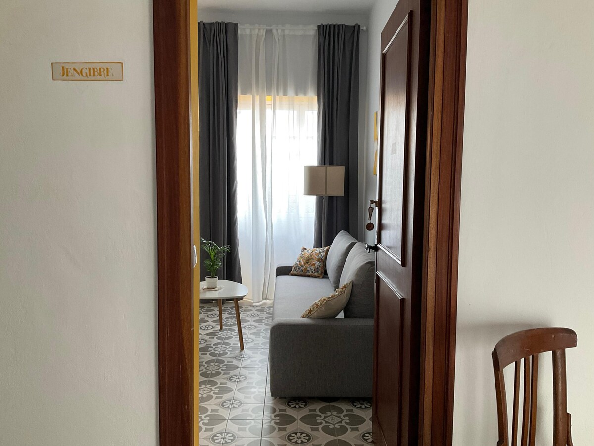 Jengibre-Double room-Oversized-Private Bathroom-St