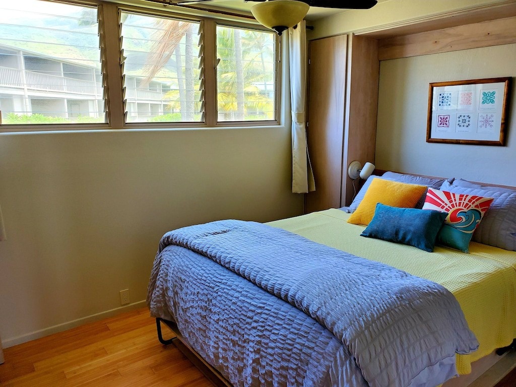 位于Molokai的海滨真正的2间卧室，带阳台