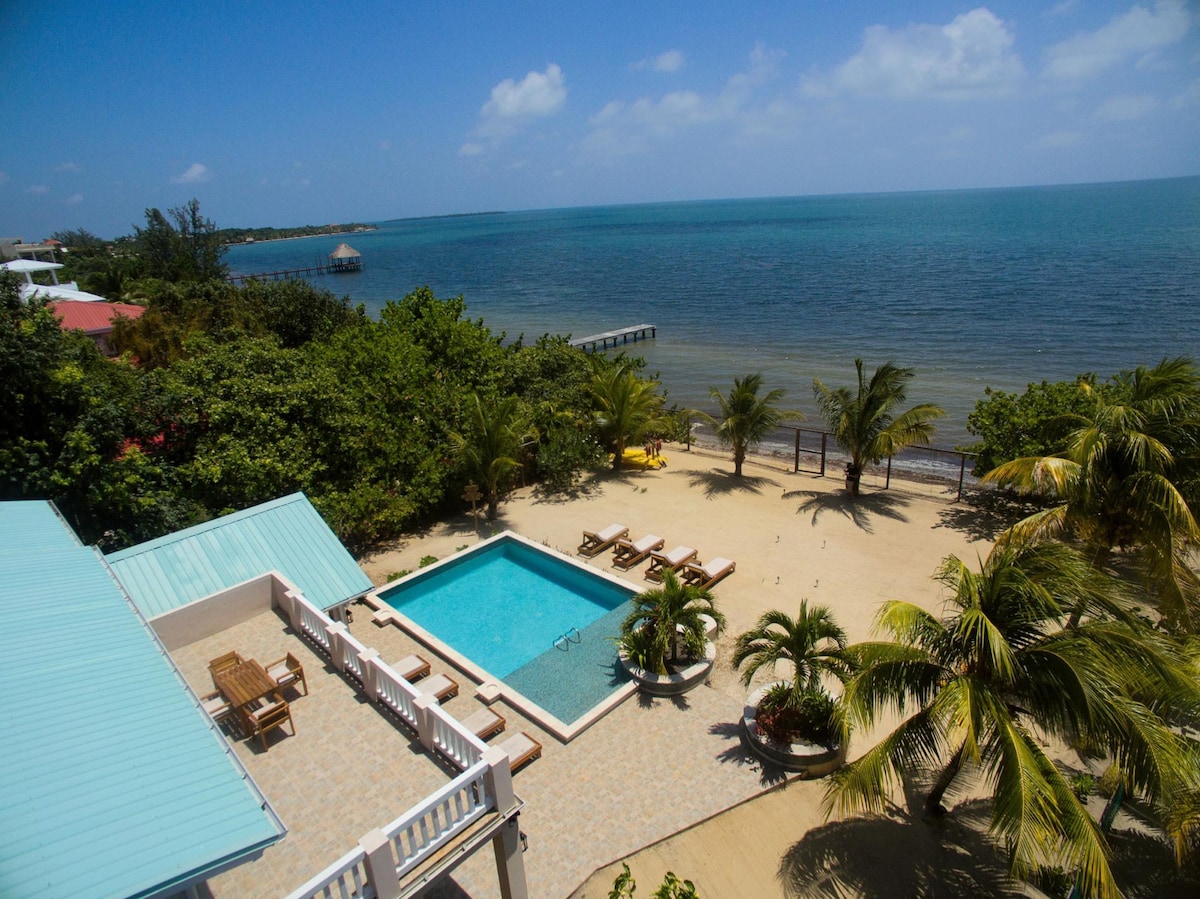 Large Oceanfront Villa with Pool, Close to Village