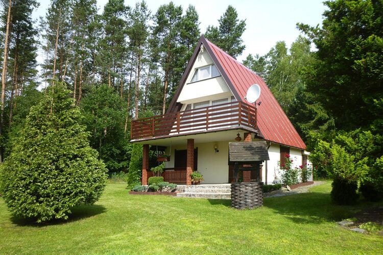 Beautiful holiday home in Bielawki with garden