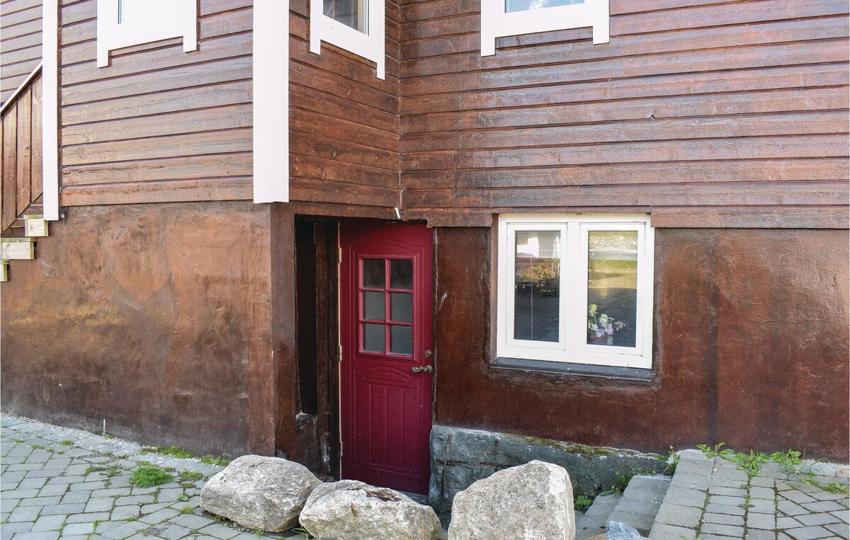 Nice apartment in Giske with 3 Bedrooms and WiFi