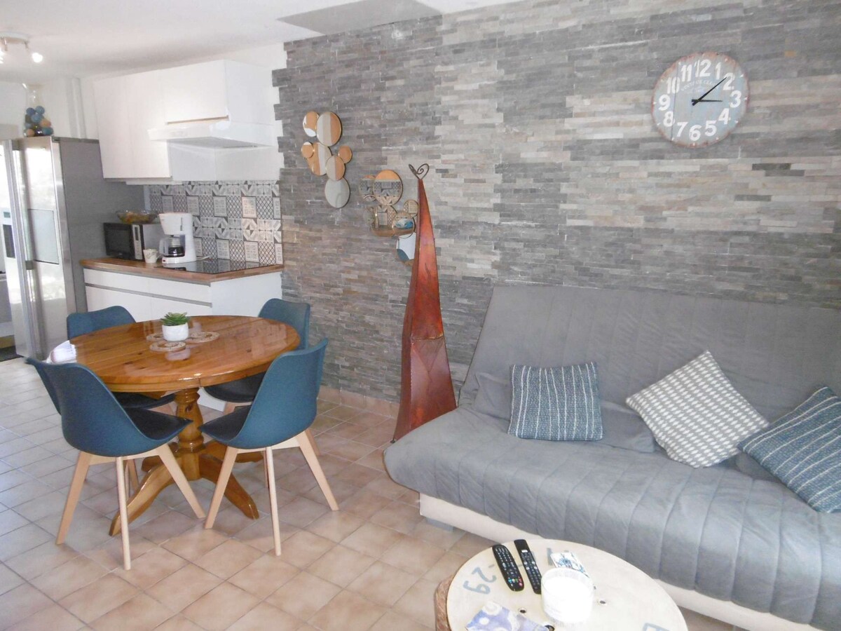 Maisonette 2 rooms 4 people 200 m from the beach