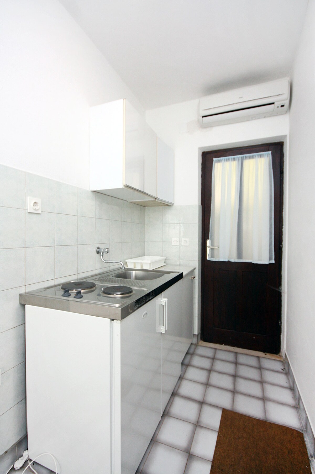 AS-4908-a Studio flat with balcony and sea view