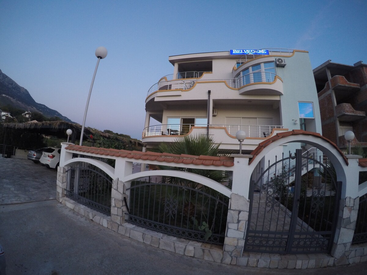 Belvedere Apartments with Seaview - Apartments with Seaview 1