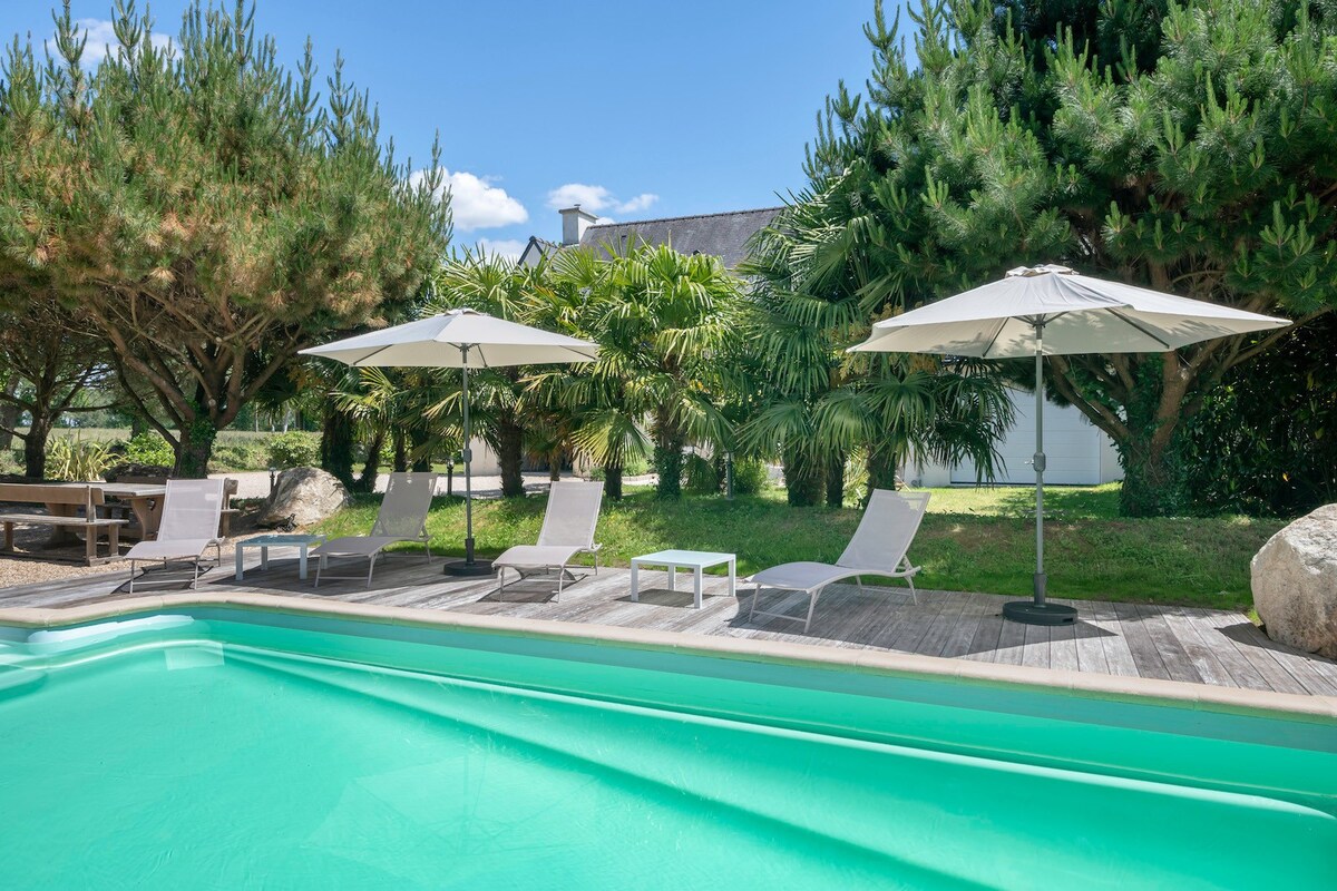 Vacances détente dans cette maison avec piscine à