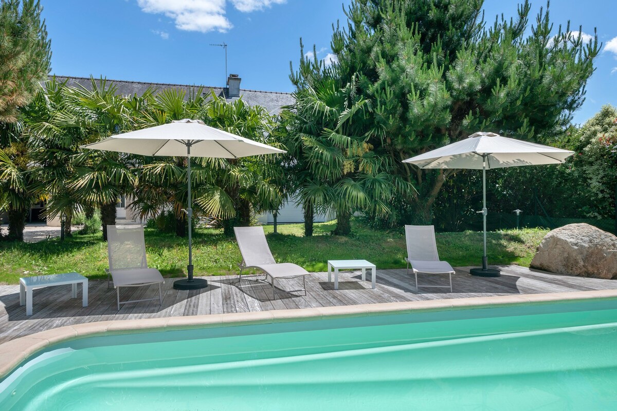 Vacances détente dans cette maison avec piscine à