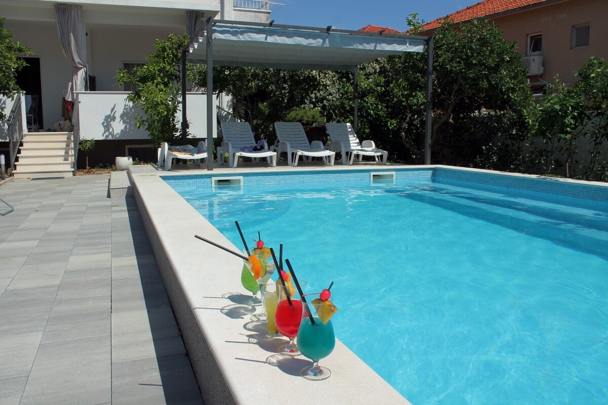 Apartment Boris - with pool