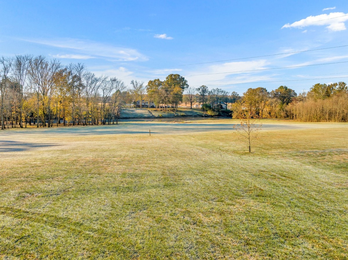 Barndominium with lake view, close to Nashville!