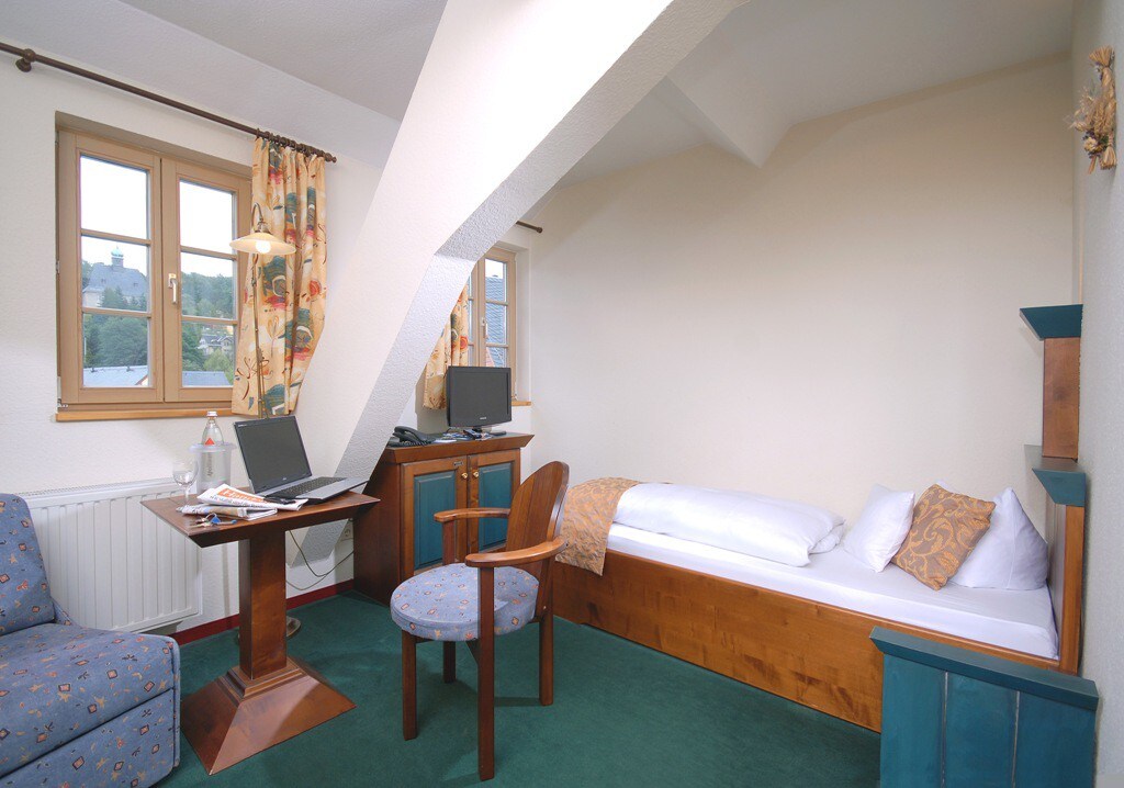 Einzelzimmer (Hotel Saigerhütte)
