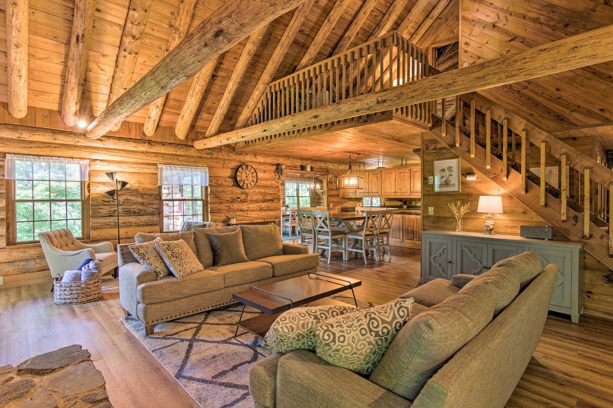 Secluded Cabin w/ Spacious Kitchen & Dining Area!