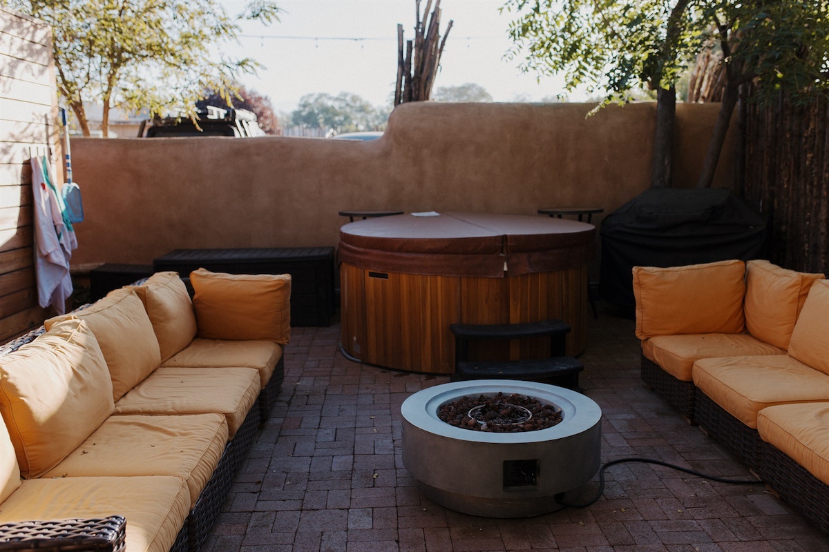 热水浴缸+泳池！ The Desert Compass的Yucca Suite