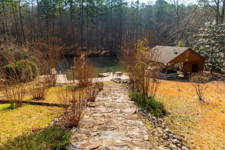 温泉(Hot Springs)的民宿