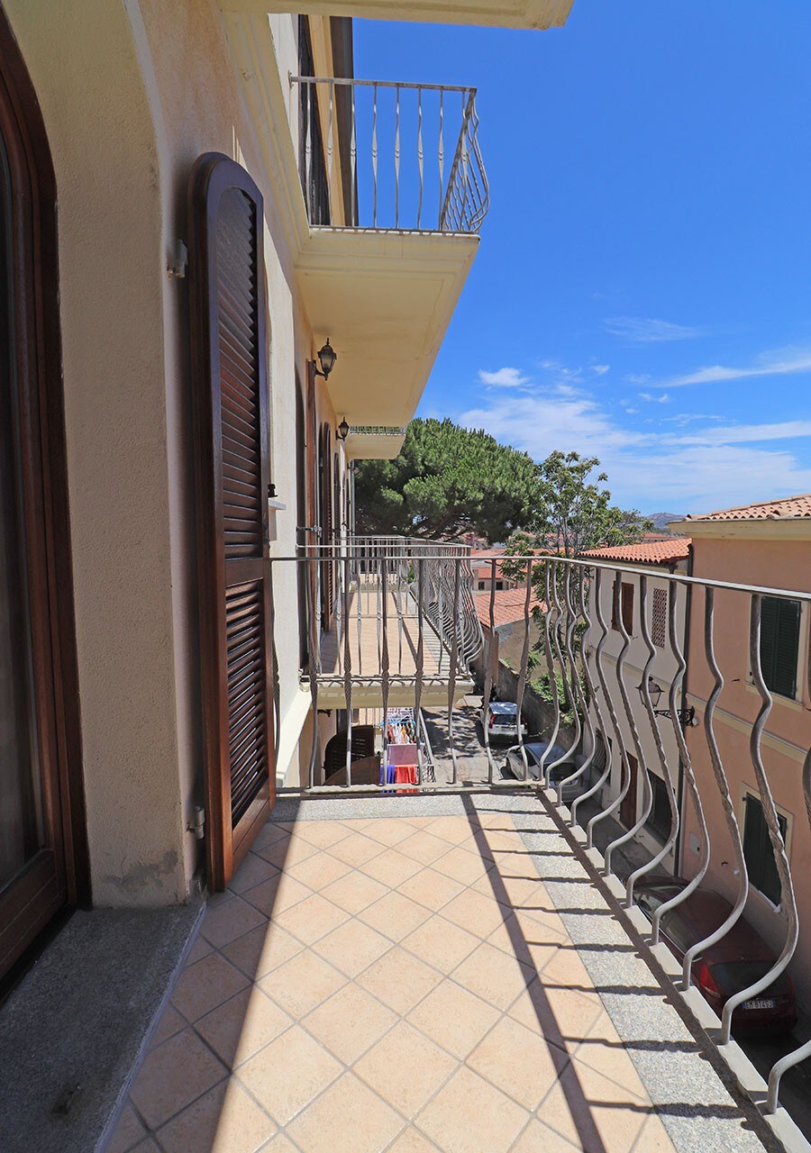 Balilla Residence –位于历史中心的三室公寓，带私人停车场– La Maddalena – Immobi