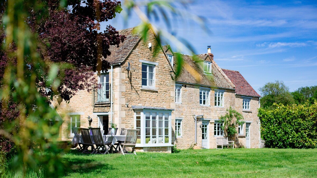 Corn Close, Aston Magna, Paxford, Moreton--Marsh