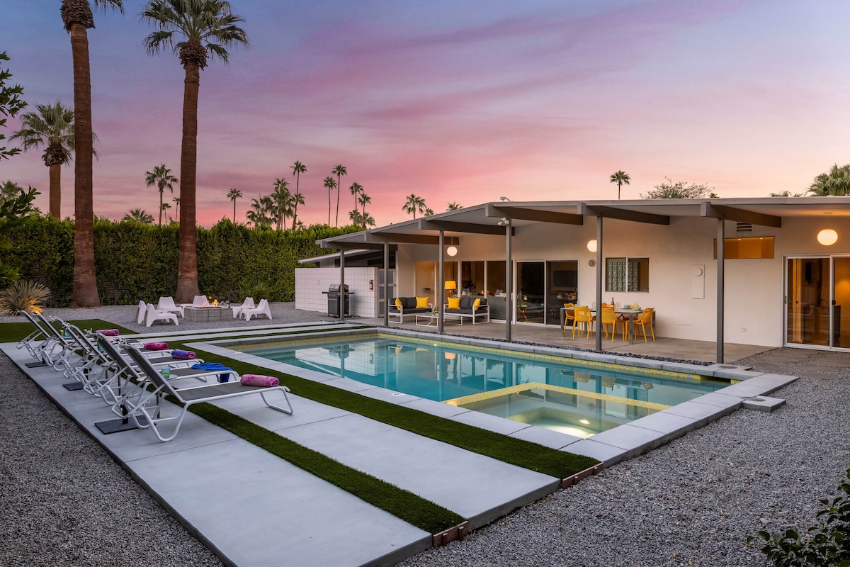 Midcentury Cool - Fabulous Pool Yard!