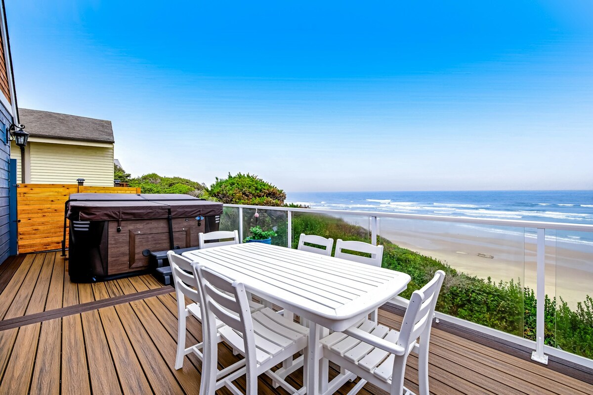 Incredible 2BR Oceanfront | Hot Tub | Deck | W/D