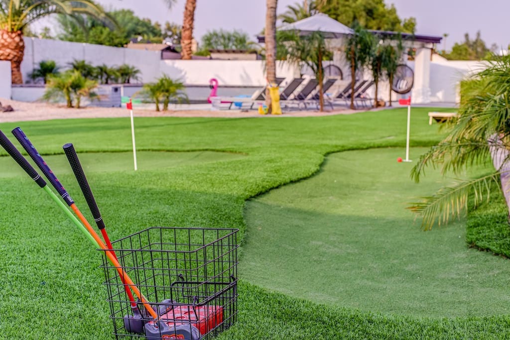 Cactus Jack! Heated Pool, Putting Green