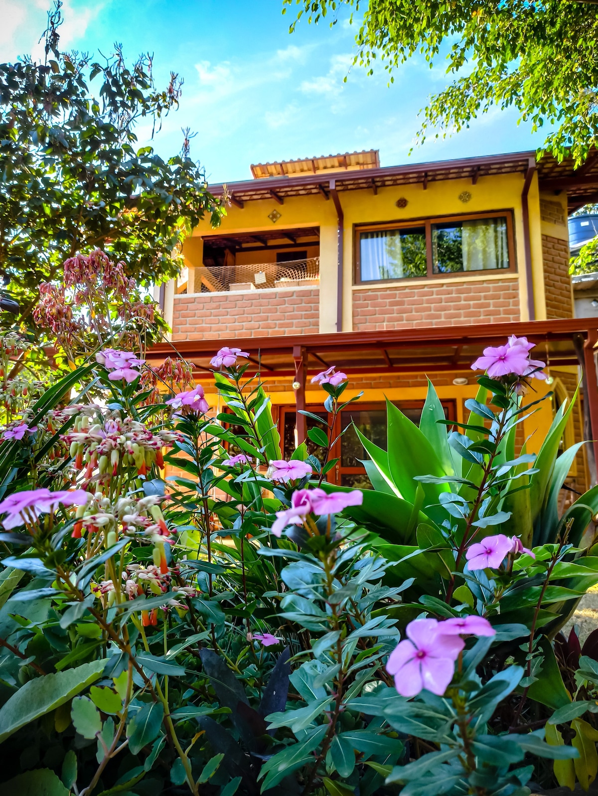 Casa Flora Alto Paraiso with Landscape View