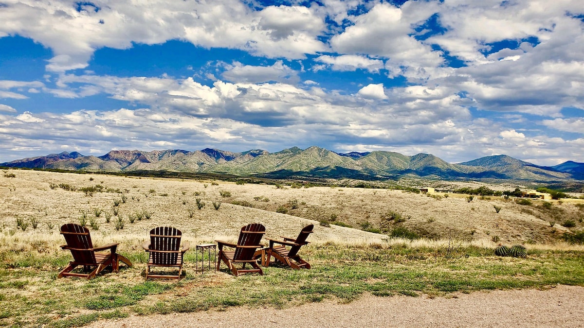 BirdSong Desert Retreat: Views and Privacy!