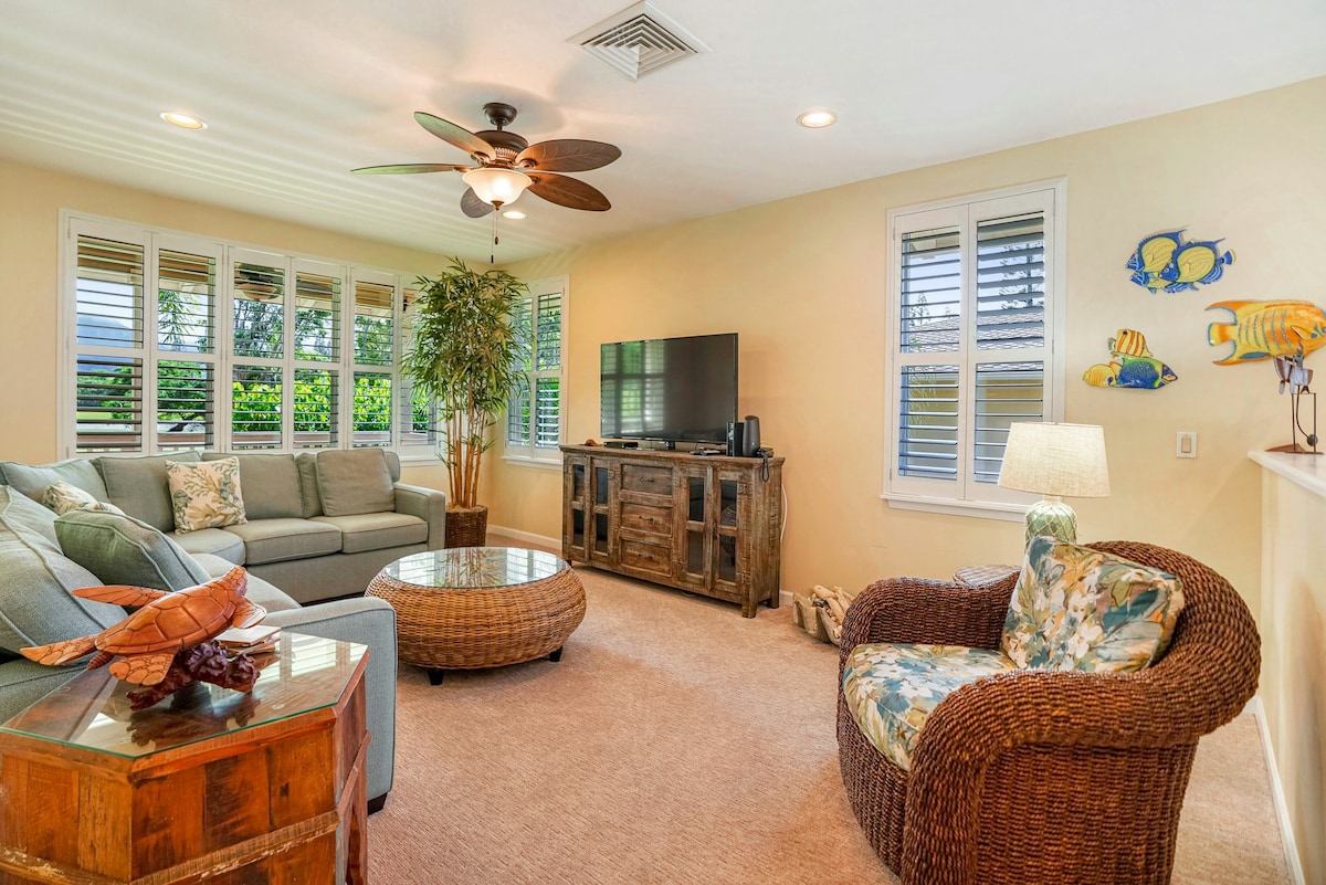 Spacious 3BR Mountainview | Balcony | Pool