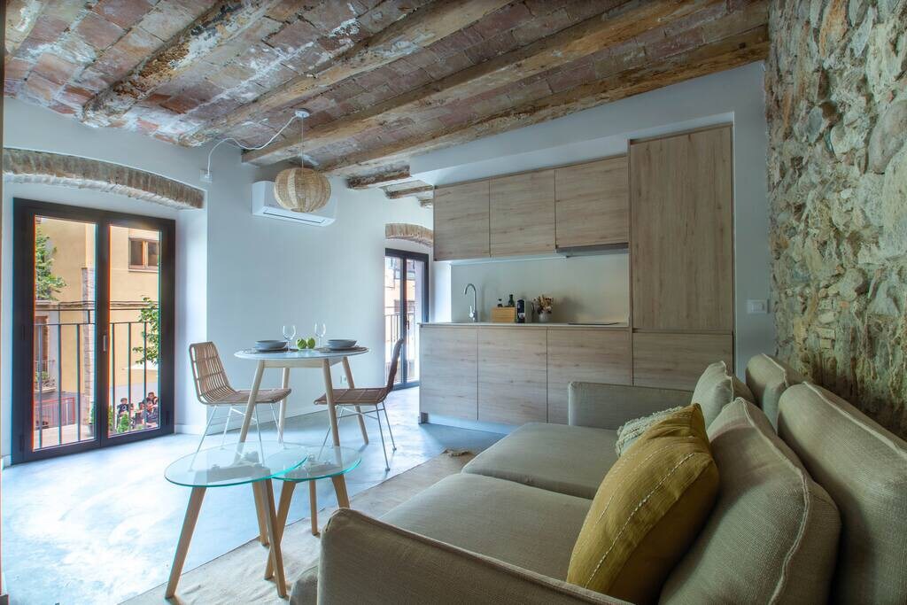 Bruma Apartment by BHomesCostaBrava