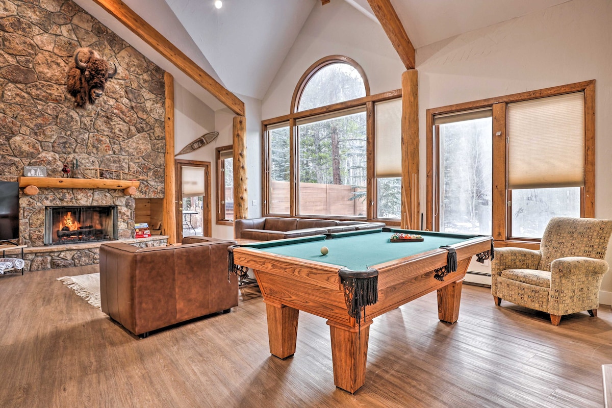 Mountain Cabin w/ Hot Tub, 1 Mi to Keystone Lifts!