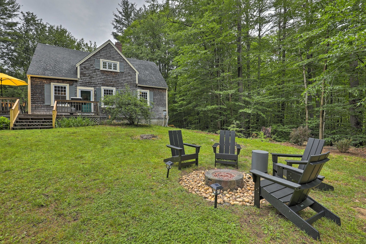 Charming Jaffrey Cottage w/ Deck & Grill!