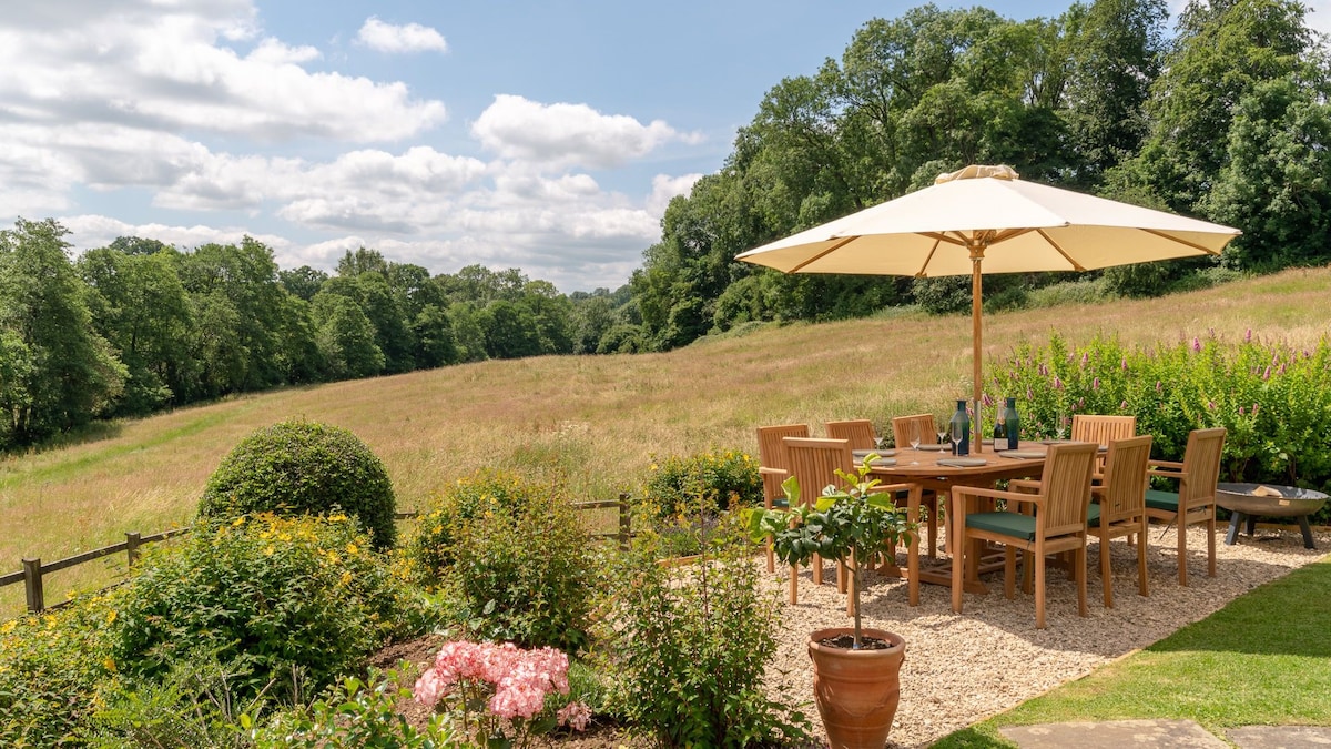 Court Cottage, Tocknells Court, Nr Painswick