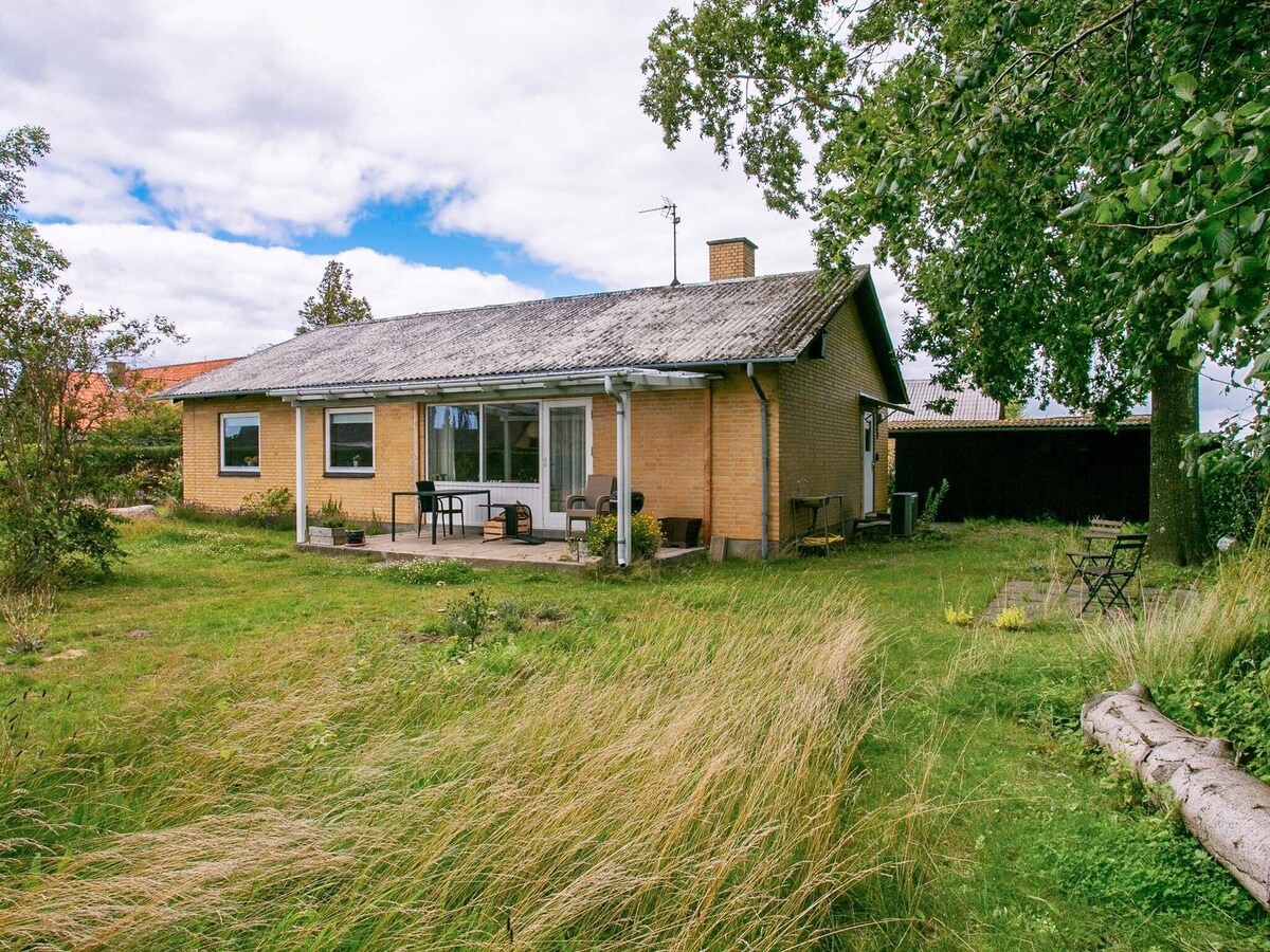 6 person holiday home in tranekær