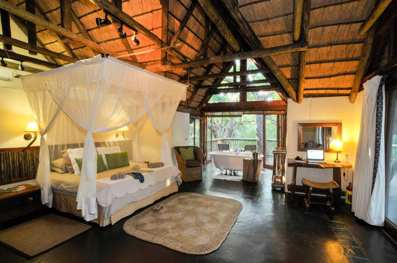 Hluhluwe River Lodge - Honeymoon Chalets