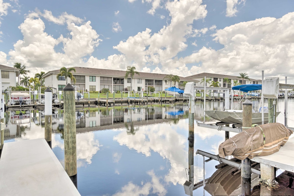 Waterfront Condo w/ Dock - Walk to Fishermen’s!