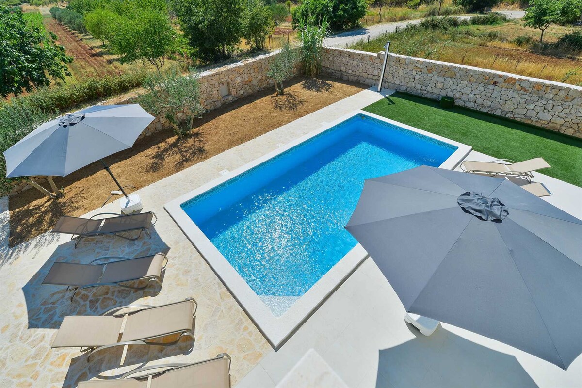Villa Natura with private pool