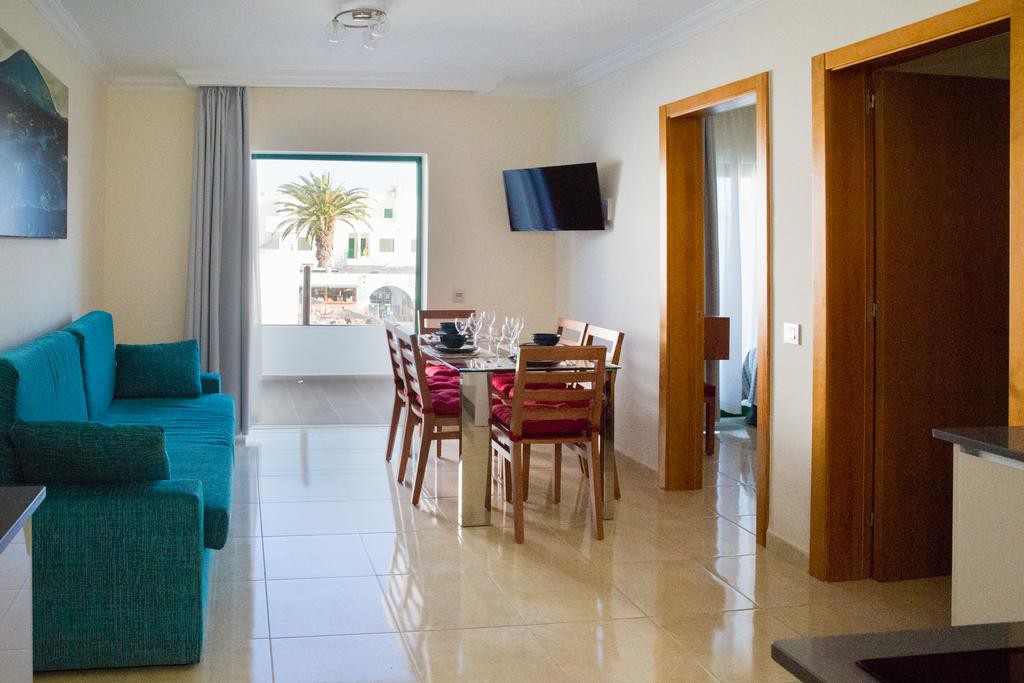 Los Pocillos Beach, 2BR with Balcony, Fast Wi-Fi