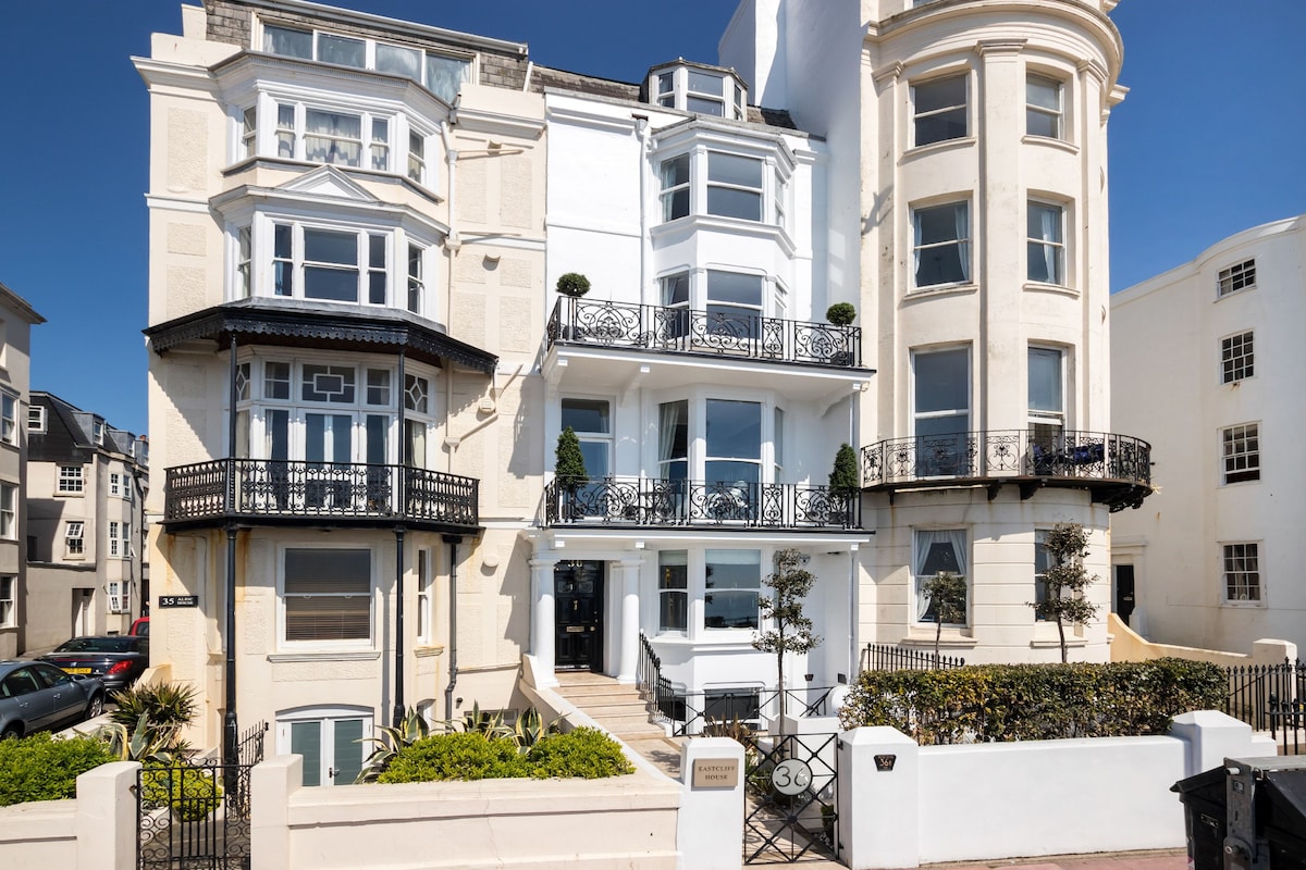 Eastcliff House & The Art Deco Flat