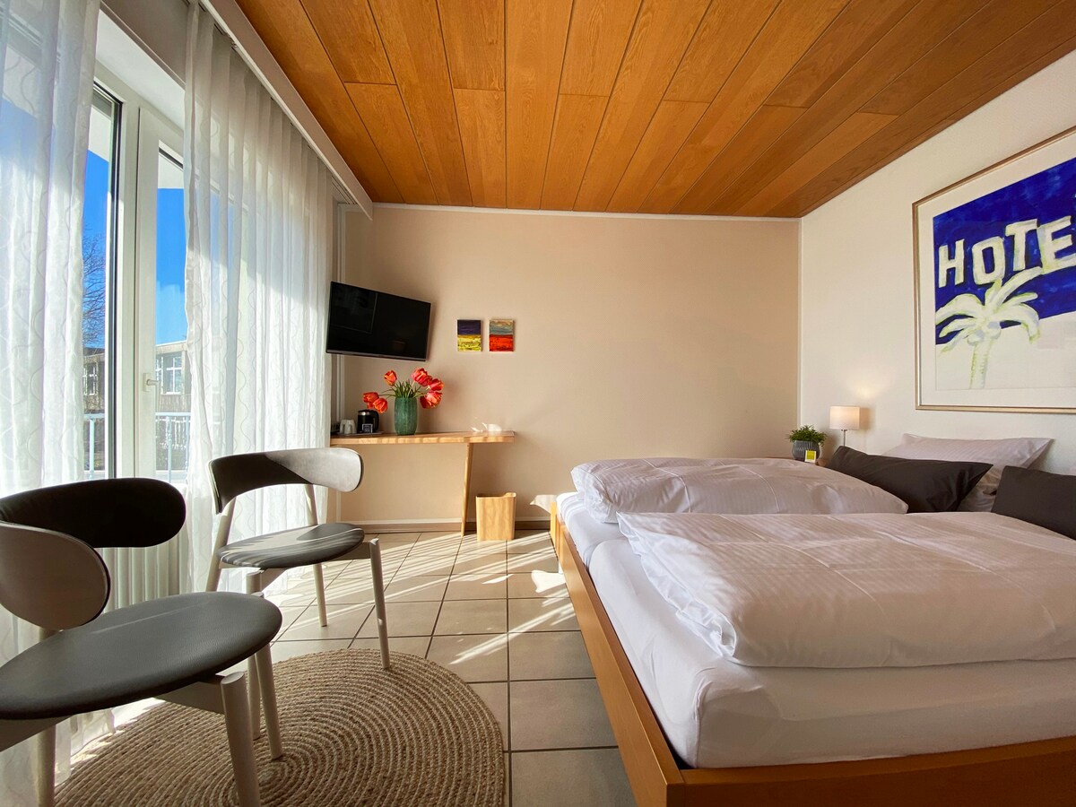 Doppelzimmer mit kostenlosem WLAN (Hotel Eikamper Höhe)
