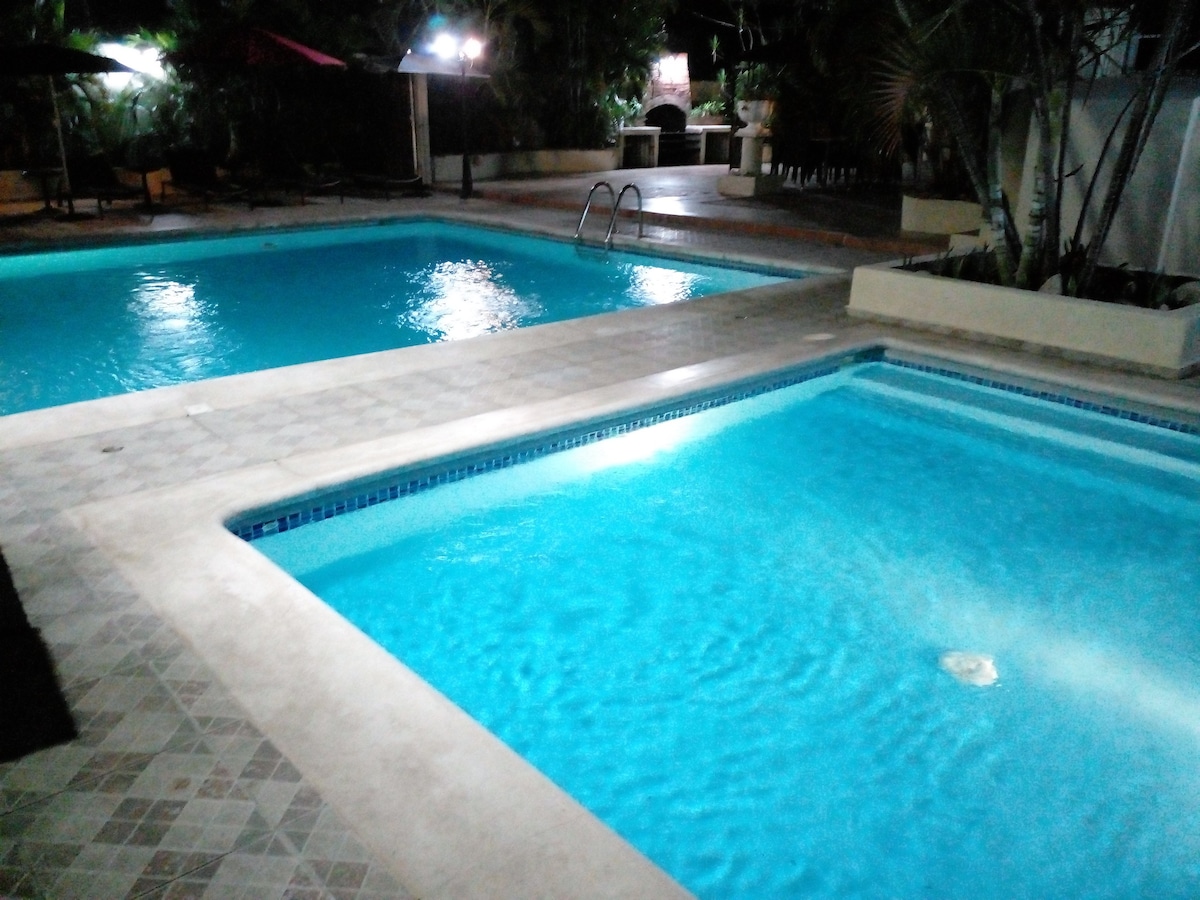 Los Almendros别墅- 2个私人泳池和网球场