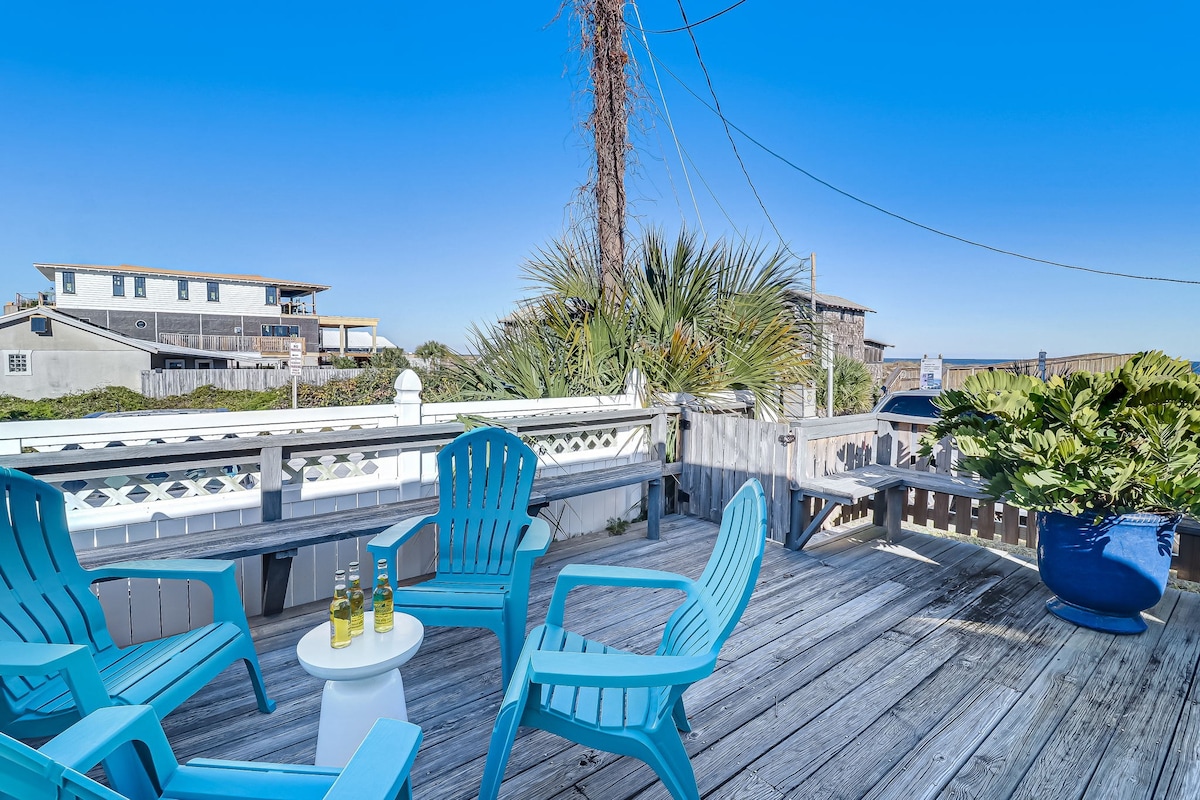 Coastal Cottage 212 | Oceanview Deck + Patio