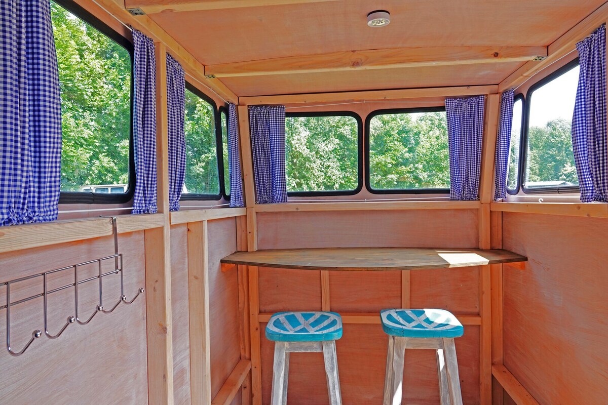 大众巴士（ VW Bus -cabin ）