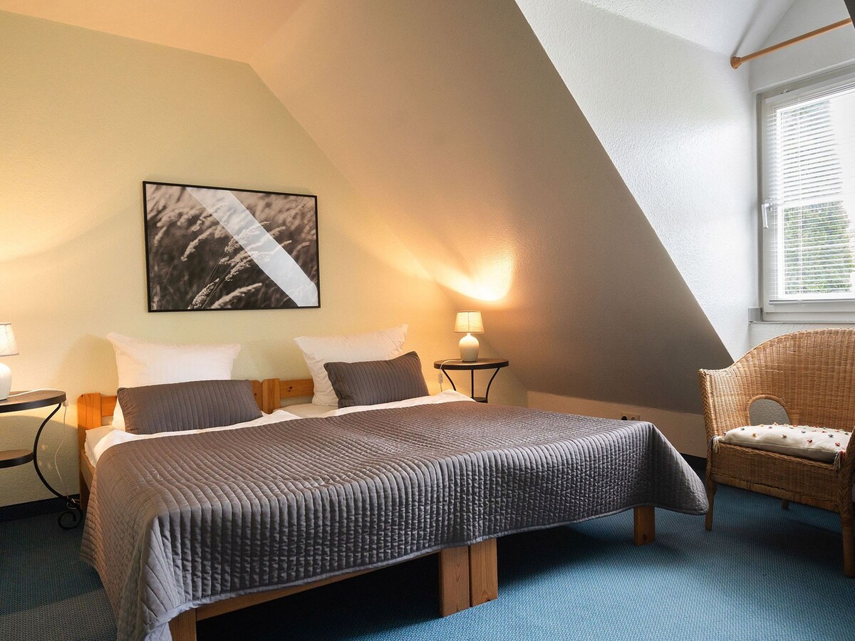Homann Sauerland ， （ Brilon ） ，乡村别墅7 ， 75平方米， 2间卧室， 1间客厅/卧室，最多可入住5人