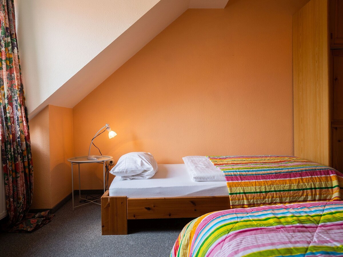 Homann Sauerland, (Brilon), Landhof 4, 90qm, 2 Schlafzimmer, 1 Wohn-/ Schlafzimmer, max. 4 Personen