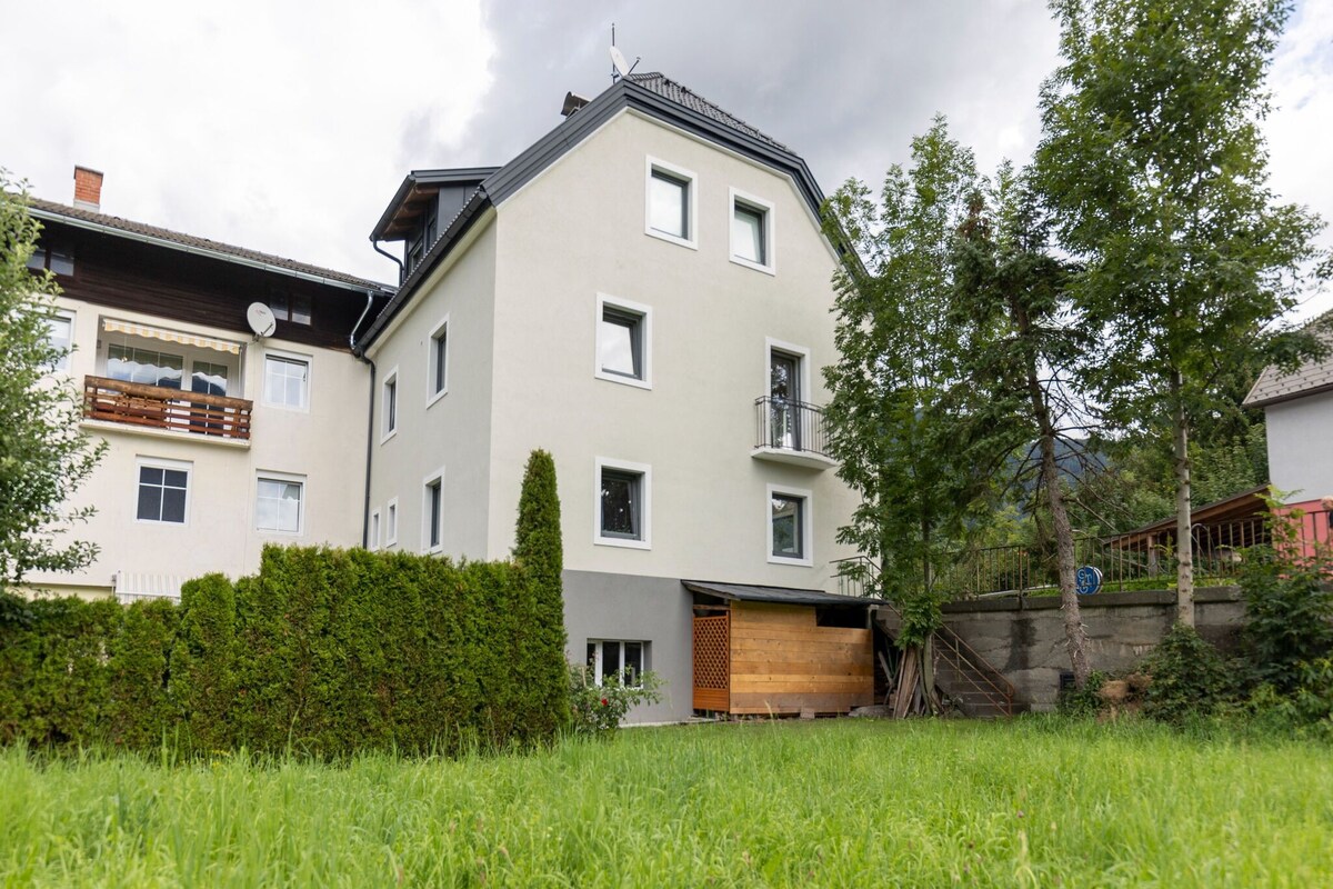 Kötschach-Mauthen靠近滑雪区的公寓