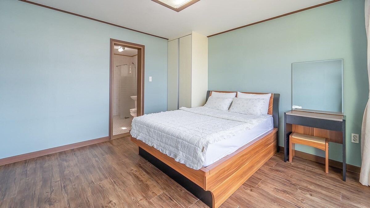Honey Moon Luxherry A3 （个人露台/复式公寓） ，舒适的房间可以治愈您疲惫的心