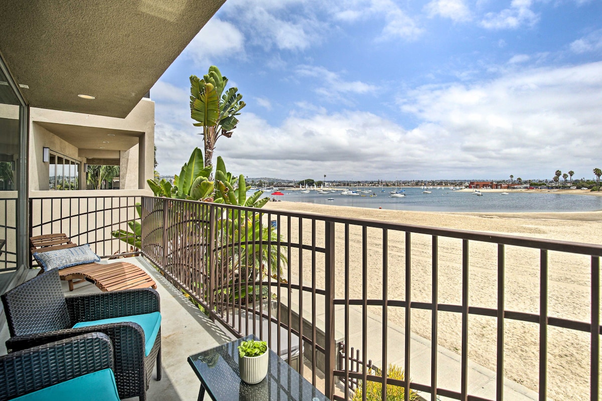 Bright, Updated Townhome w/ Mission Bay View!
