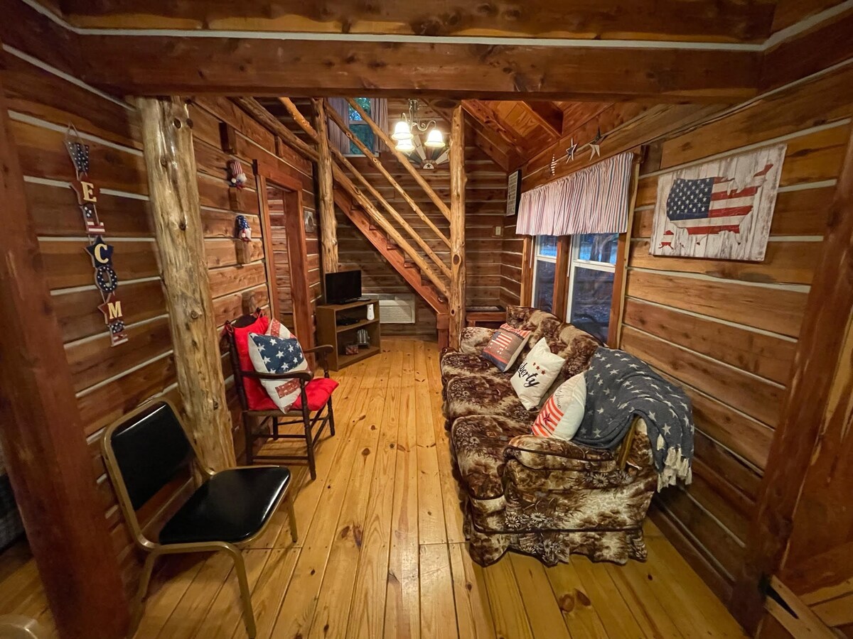 Liberty Lodge, Twin Lakes Country Cabins