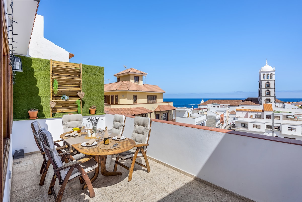 Central Penthouse w/ big terrace & ocean/city view