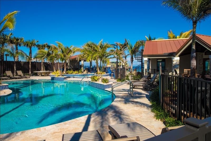 The Rod and Reel Resort-Beach Front Luxury for 30!